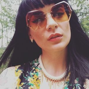 Meet your Posher, Katrina